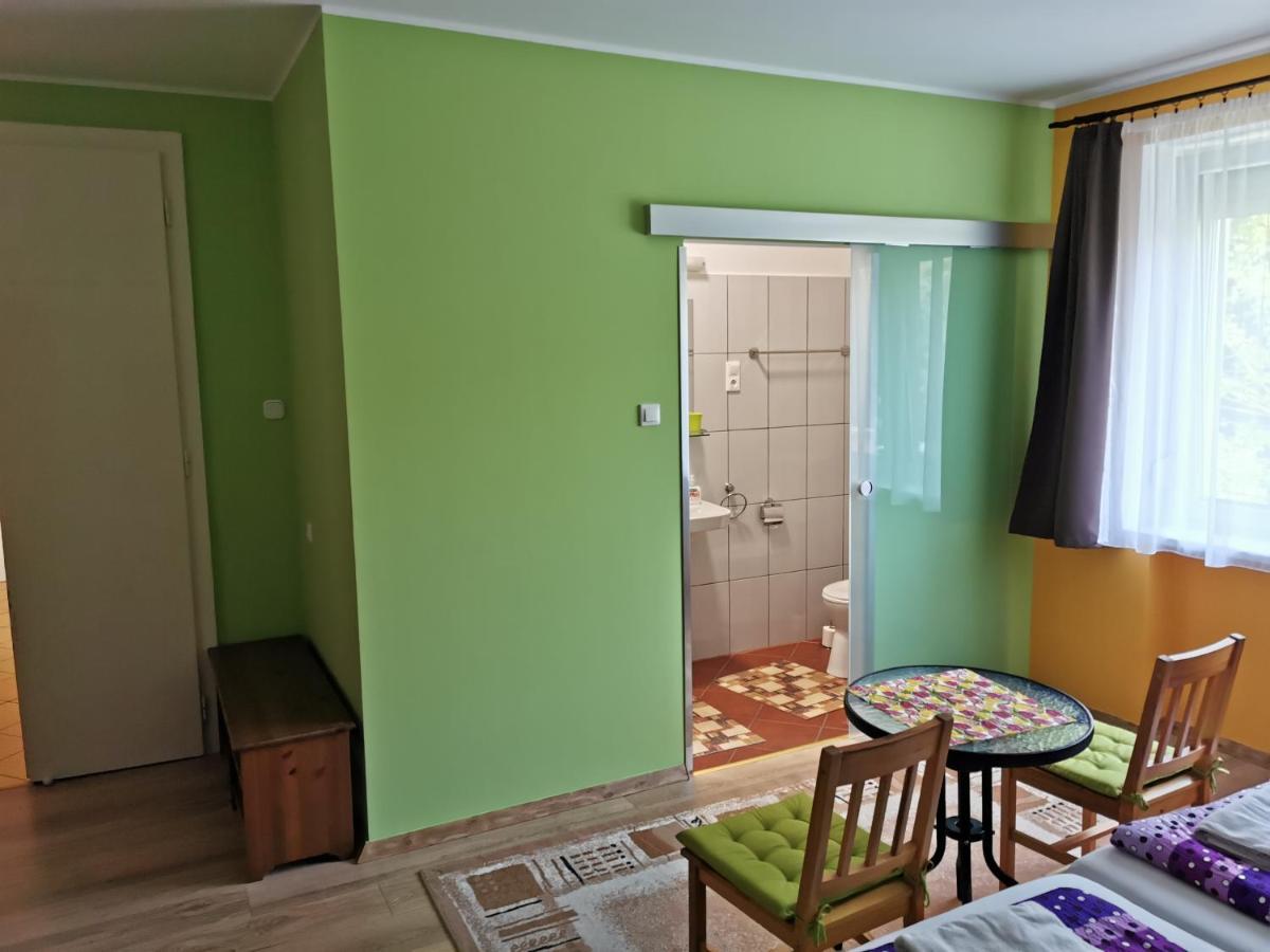 Glazer Szallas Tapolca Zewnętrze zdjęcie